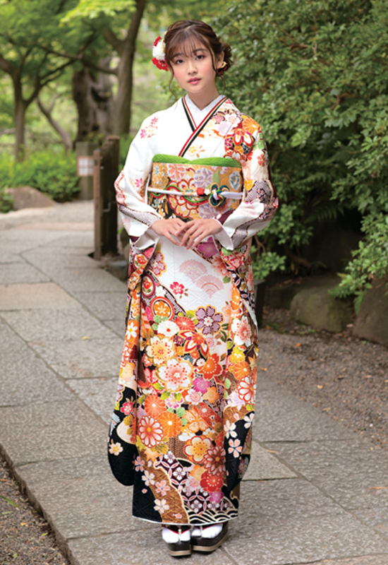 漂う、凛とした気品。