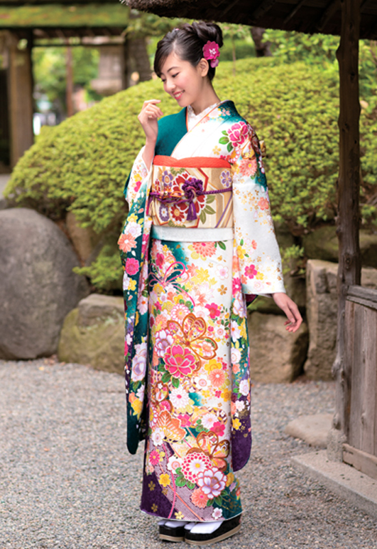 透明感溢れる白に清楚な余韻