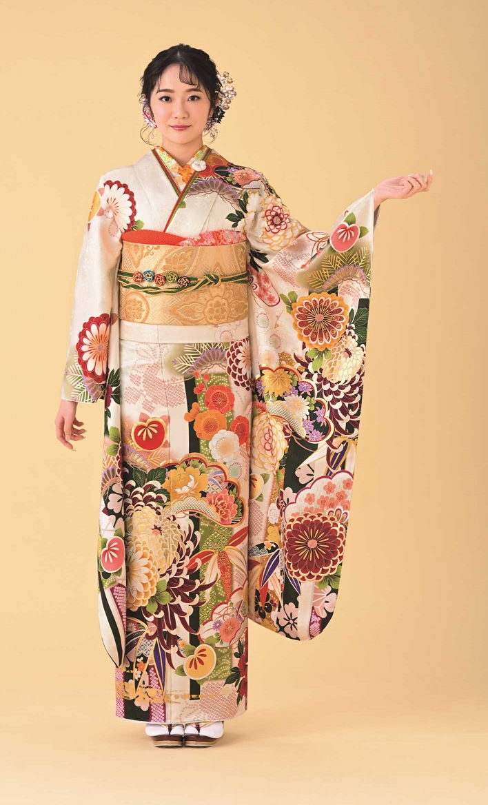 大人かわいいを叶えるグラマラスな艶めき