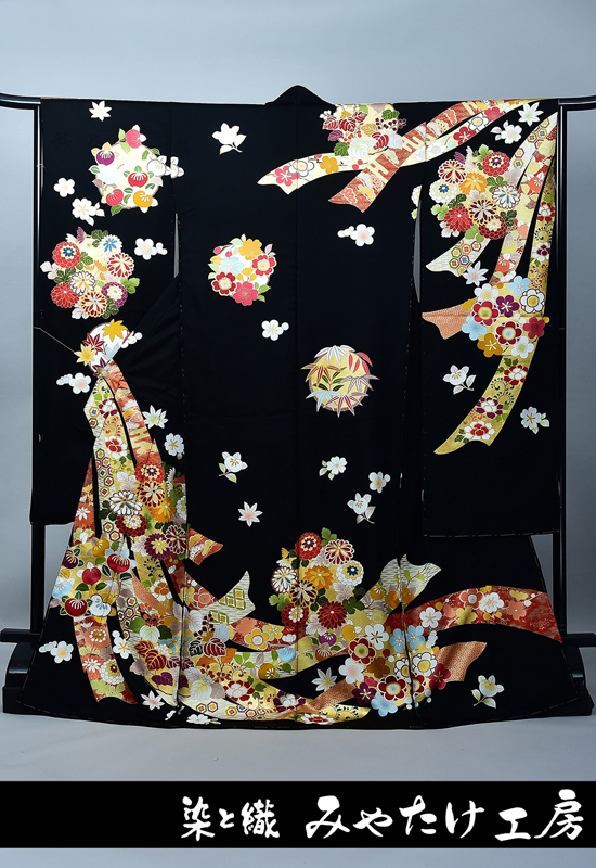 久保耕の振袖｜手描き京友禅-四季花に熨斗
