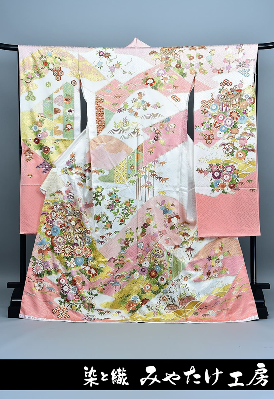 吉澤友禅の振袖｜山に御所車文様