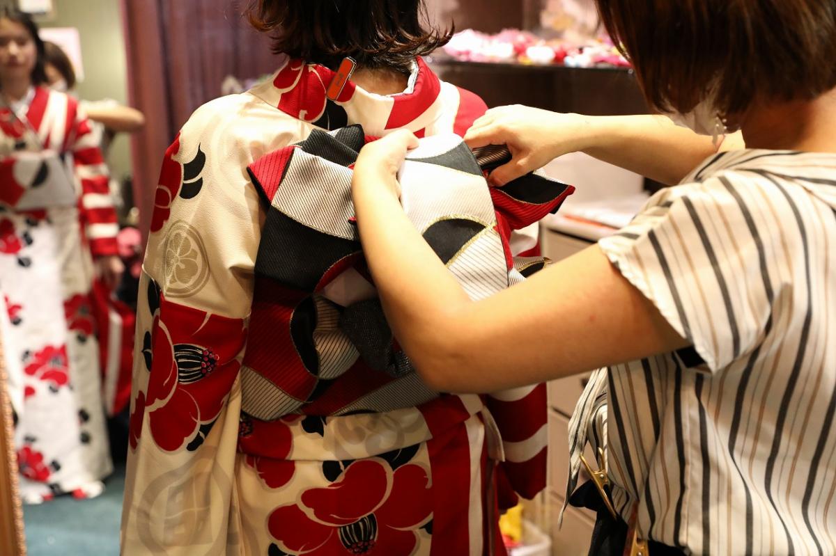 着付け資格士による創作着付け